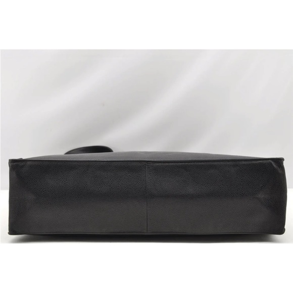 💥💥SOLD—AUTHENTIC CHANEL CC LOGO CAVIAR LEATHER TOTE BAG—SOLD🔥🔥 - Picture 7 of 15